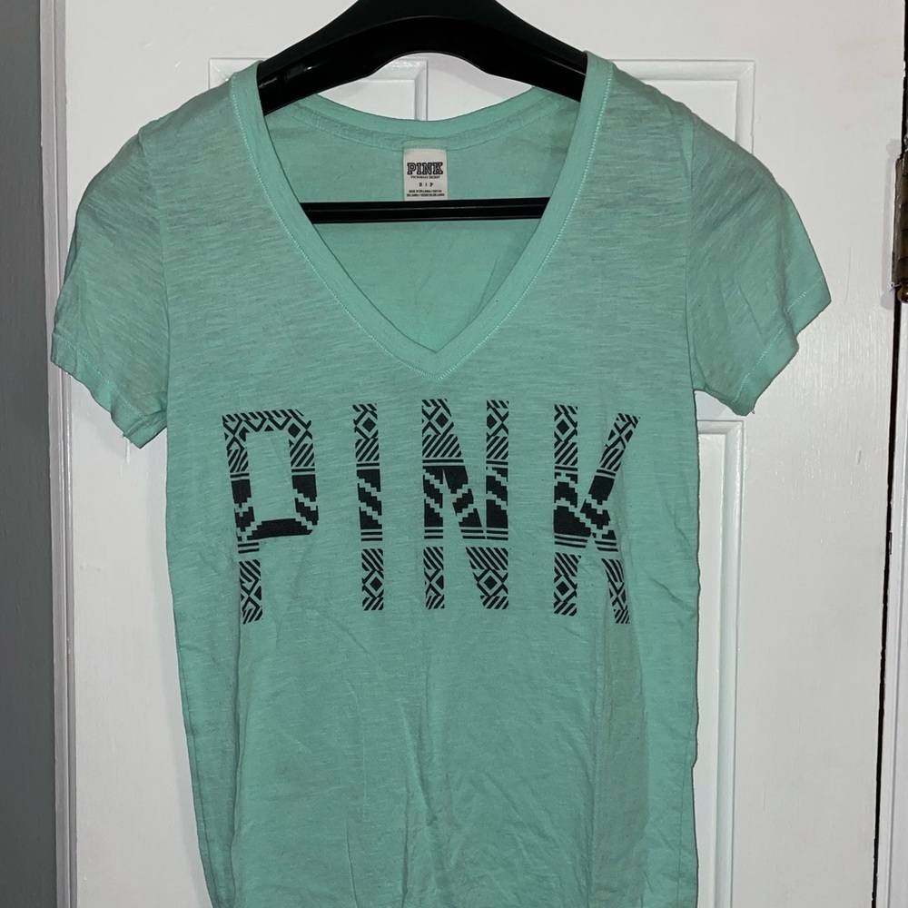 Pink tshirt